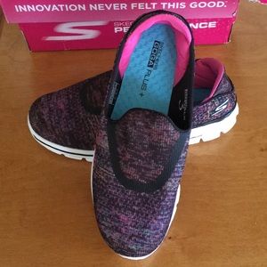 Skechers Goga + Go Walk 3